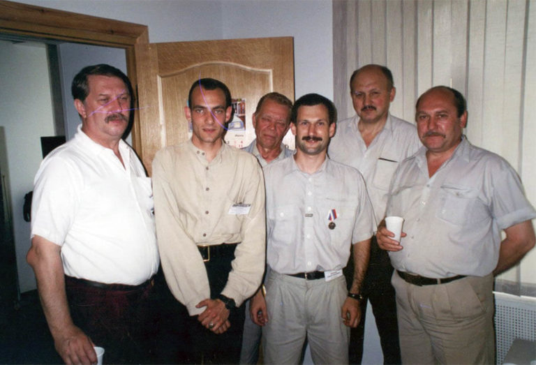 Владлен Чертинов с коллегами